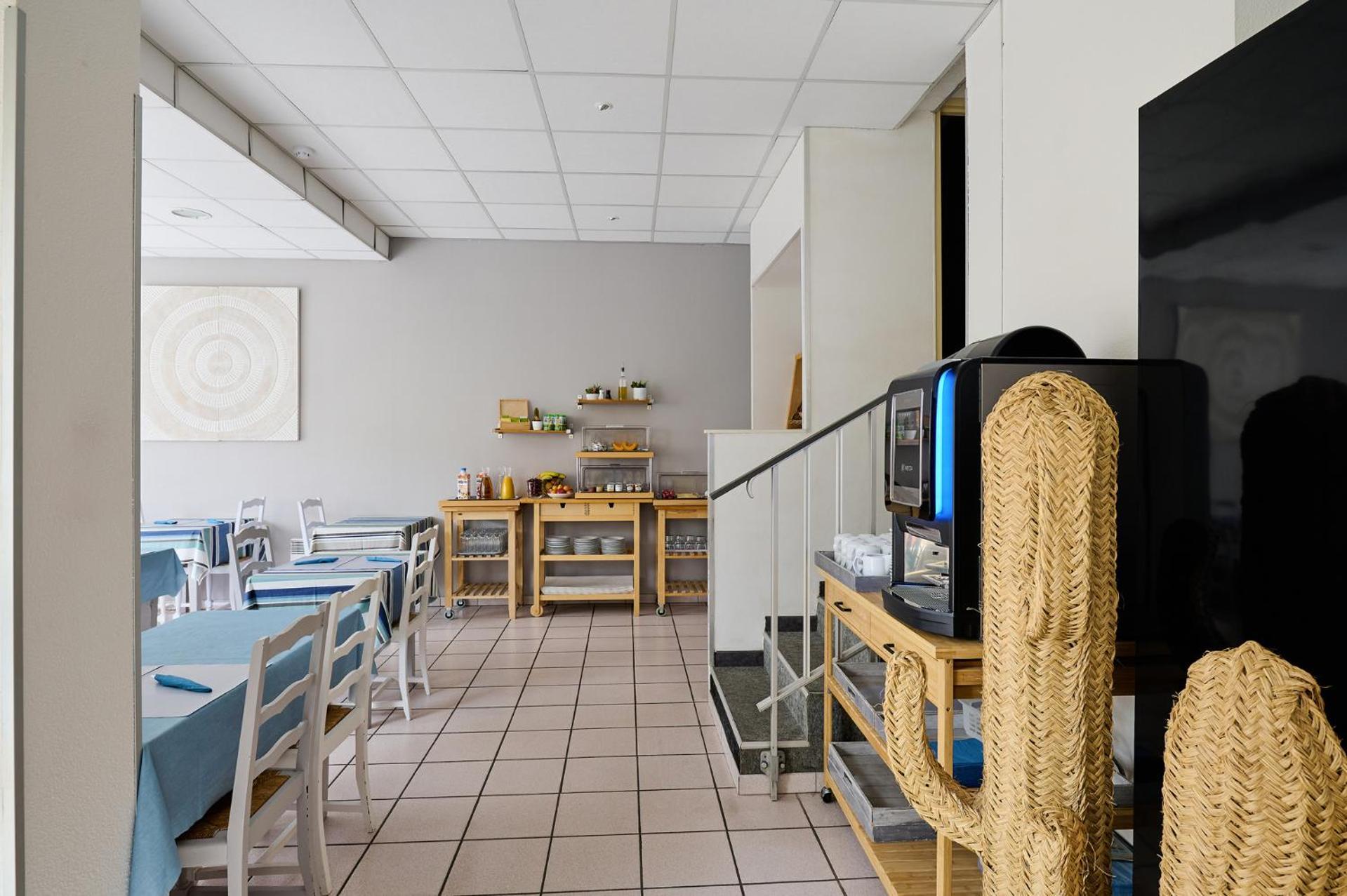 Les Mimosas Hotel 2*