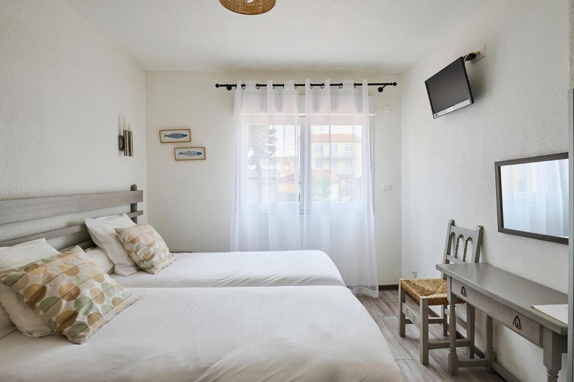 Les Mimosas Hotel 2*