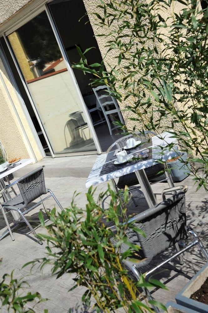 Hotel Les Mimosas 2*